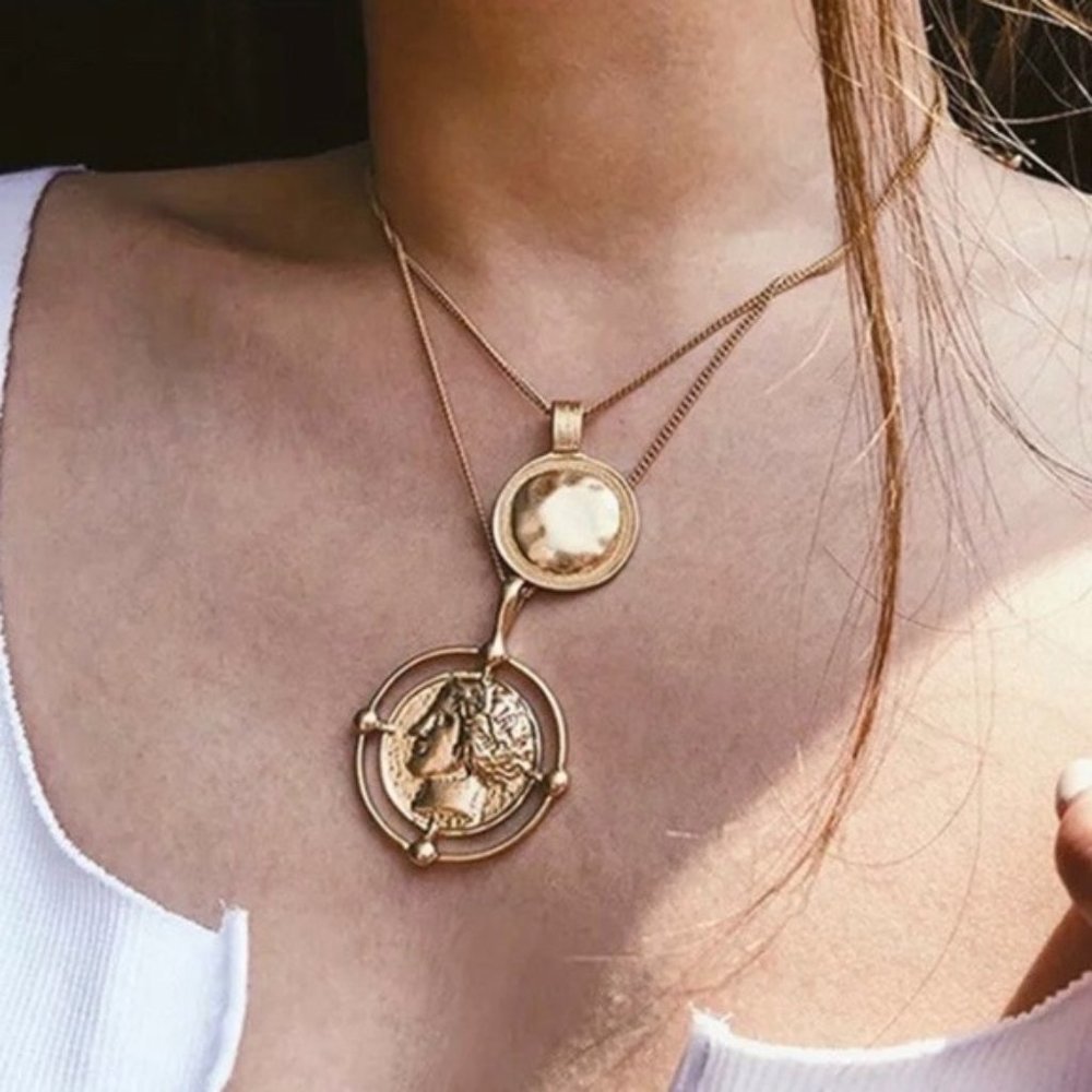 18K Gold Coin Vintage Double Chain Necklace - Picture 2 of 7
